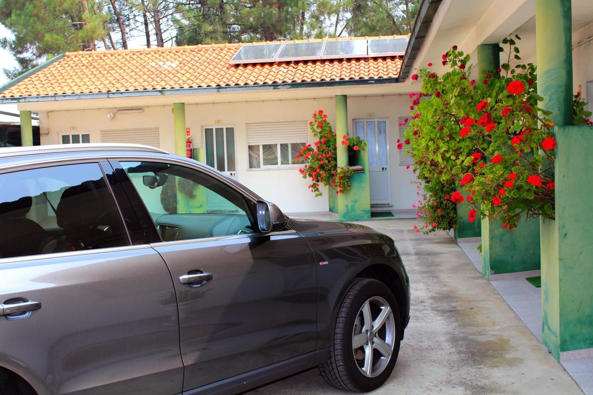 Residencial Pinho Verde Меальяда Экстерьер фото